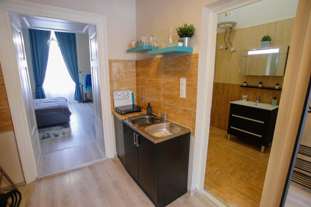 Urania Apartmanhaz Eger Exterior photo