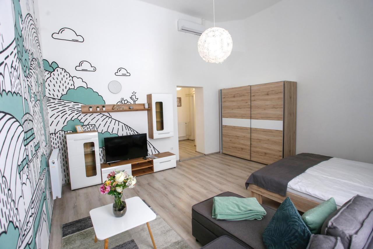Urania Apartmanhaz Eger Exterior photo