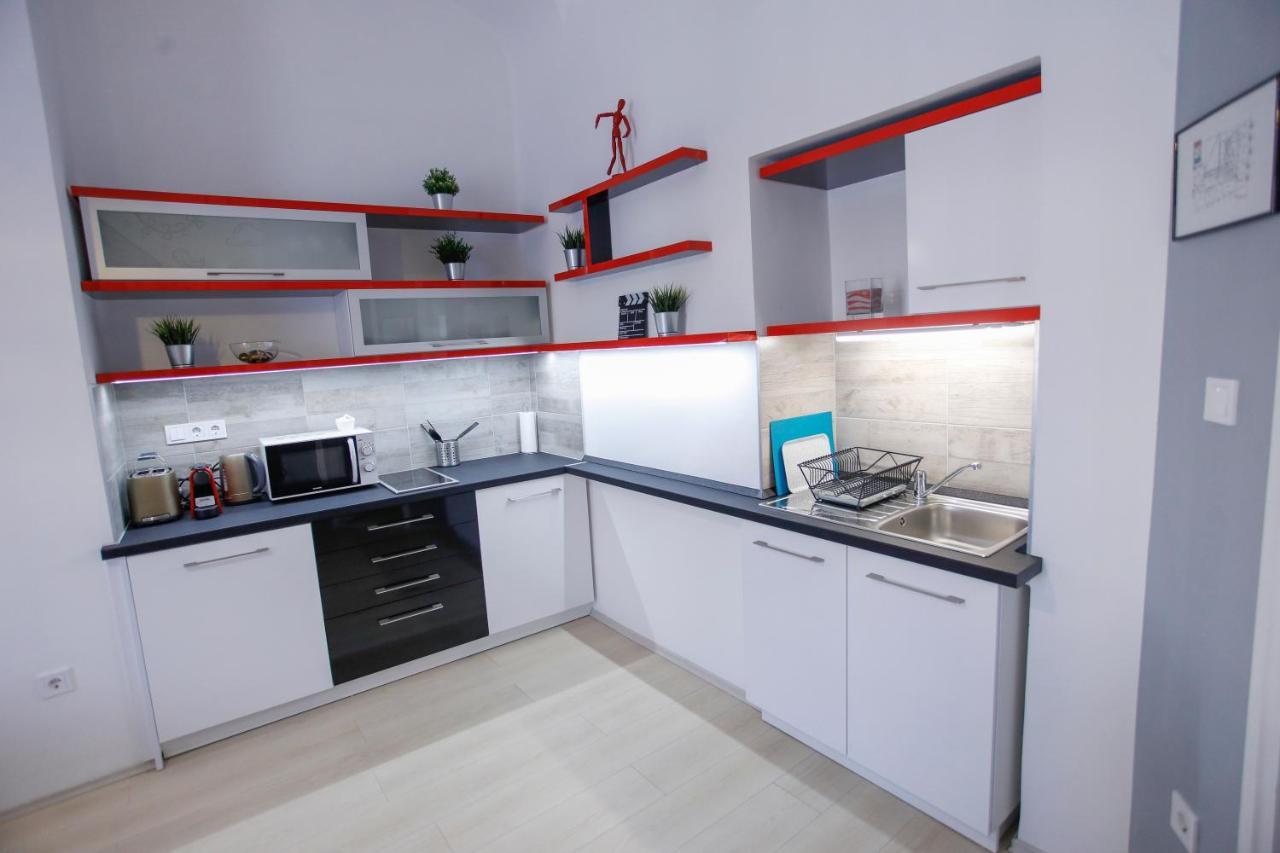 Urania Apartmanhaz Eger Exterior photo